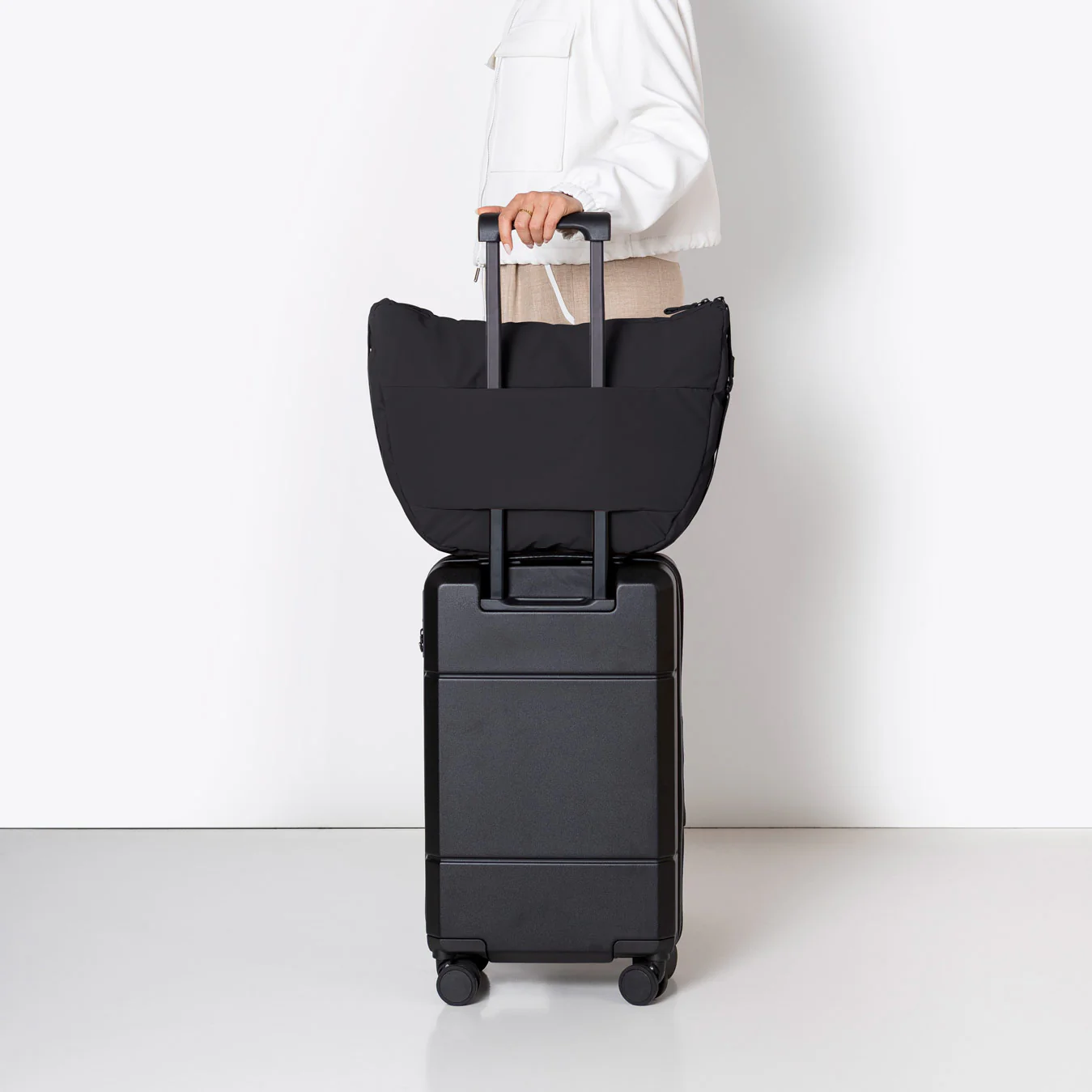 Adam Medium Bag - Image 18